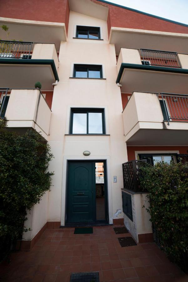 Villa Casa Rosanna Giardini-Naxos Exterior foto