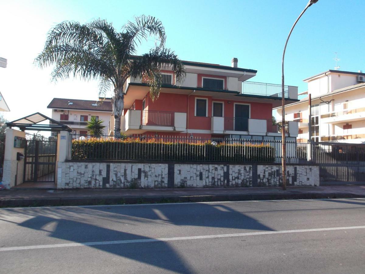 Casa Rosanna Villa Giardini-Naxos Exterior foto